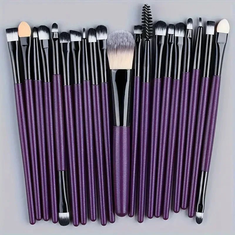 Set de 20 Brochas de Maquillaje Profesionales + Esponja de Regalo