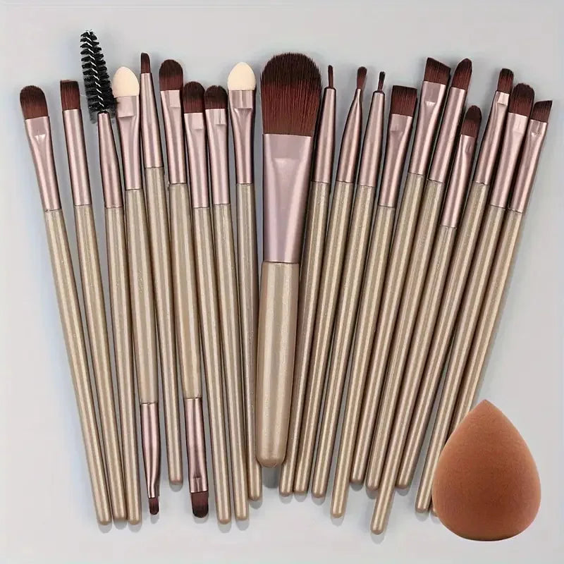 Set de 20 Brochas de Maquillaje Profesionales + Esponja de Regalo